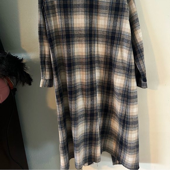 Long shein plaid flannel - blue and light brown - Picture 4 of 5